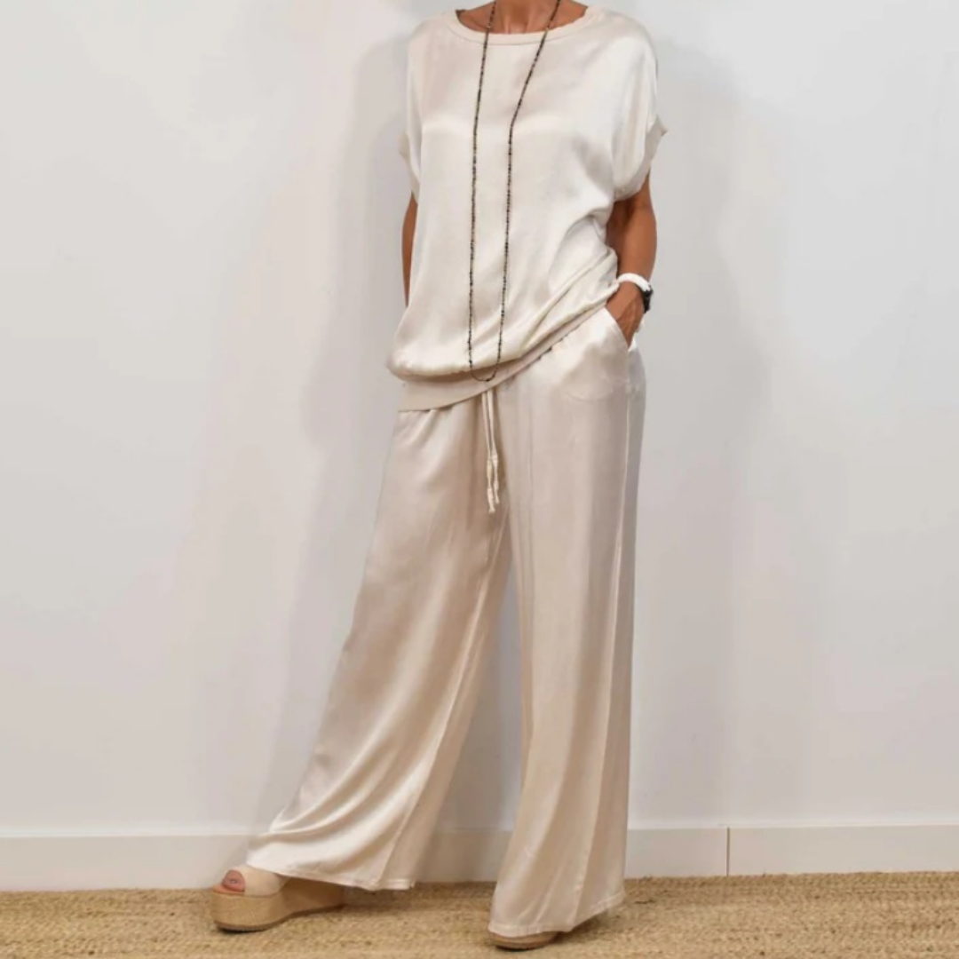 VERA | ELEGANT TWO-PIECE SUIT