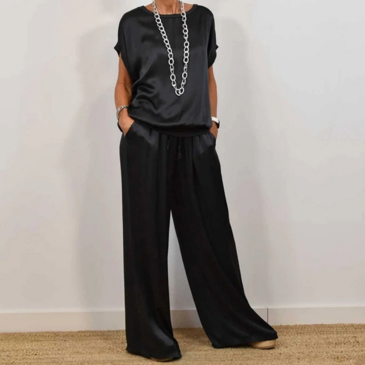 VERA | ELEGANT TWO-PIECE SUIT