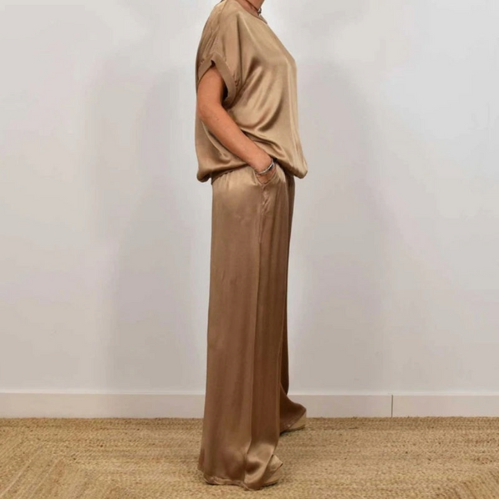 VERA | ELEGANT TWO-PIECE SUIT
