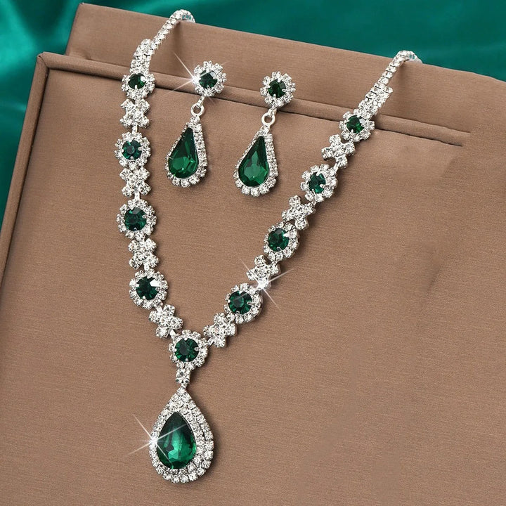 ISOBEL | EMERALD CRYSTAL NECKLACE & EARRING SET