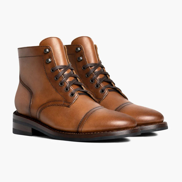 MAX | CLASSIC AND DURABLE BOOTS