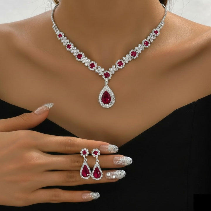 ISOBEL | EMERALD CRYSTAL NECKLACE & EARRING SET