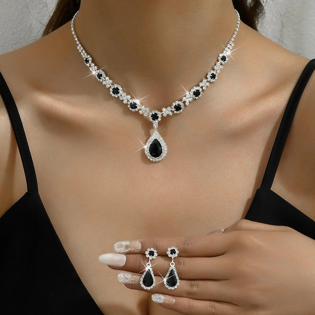 ISOBEL | EMERALD CRYSTAL NECKLACE & EARRING SET